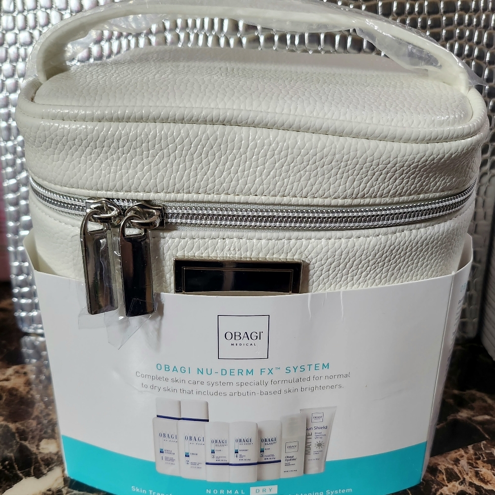 OBAGI System with case